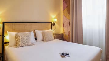 1 bedroom, premium bedding, blackout drapes, soundproofing