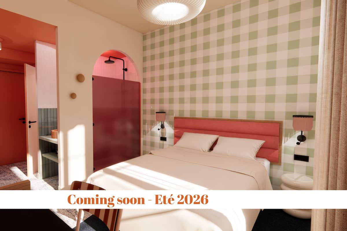 Standard Room, 1 Double Bed | 1 bedroom, premium bedding, blackout drapes, soundproofing