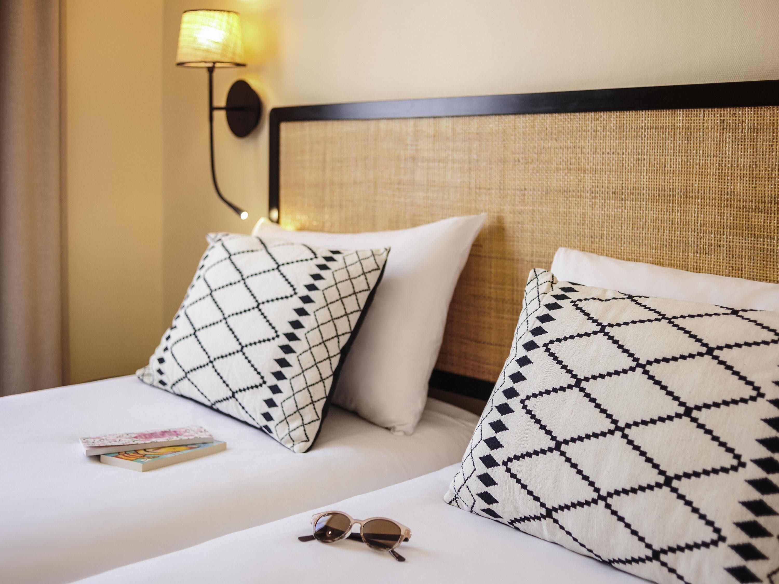 Habitación estándar, 2 camas individuales | 1 dormitorio, ropa de cama de alta calidad, cortinas opacas