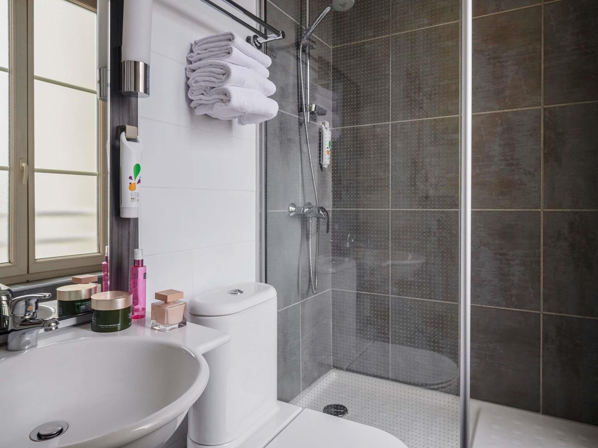 Standard Room, 1 Double Bed | 1 bedroom, premium bedding, blackout drapes, soundproofing