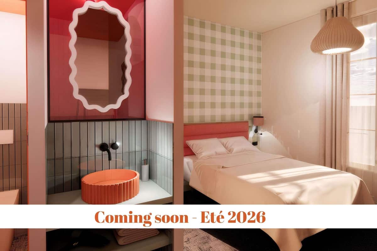 Standard Room, 1 Double Bed | 1 bedroom, premium bedding, blackout drapes, soundproofing