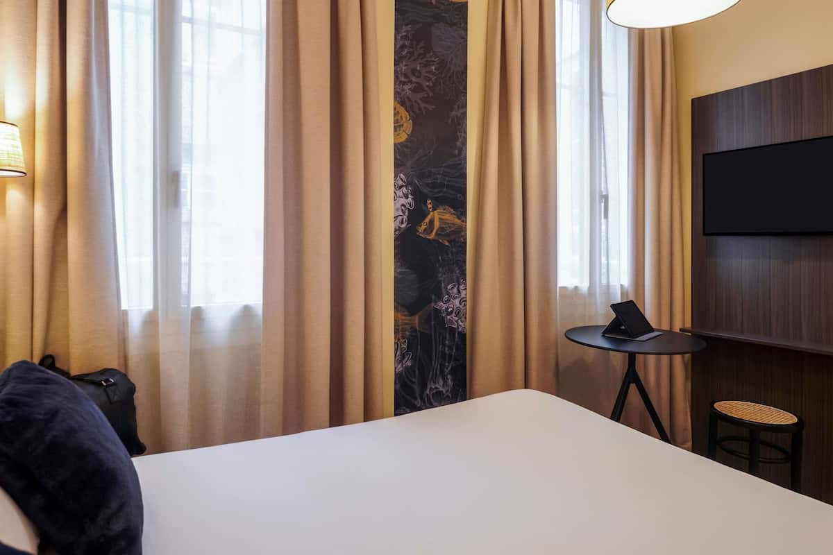 Habitación estándar, 1 cama doble | 1 dormitorio, ropa de cama de alta calidad, cortinas opacas