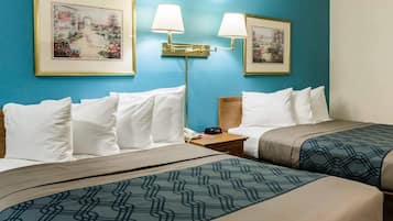 Standardzimmer, 2 Queen-Betten, Nichtraucher, Poolseite | Schallisolierte Zimmer, Bügeleisen/Bügelbrett, kostenloses WLAN