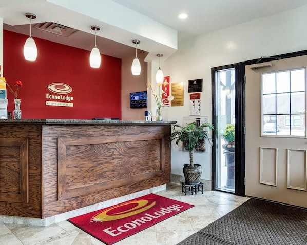 Lobby - Econo Lodge Lawrence near University (Lawrence)