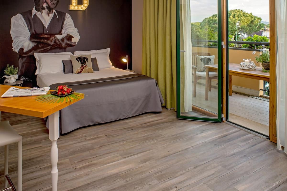 1 bedroom, minibar, in-room safe, desk