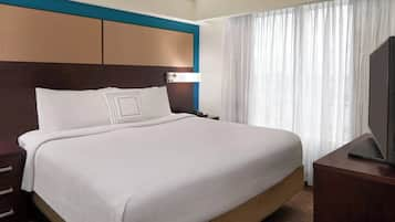 1 bedroom, premium bedding, pillow-top beds, in-room safe