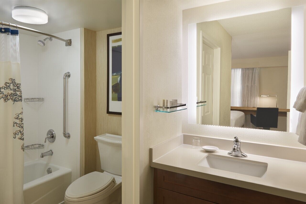 Photo - Residence Inn by Marriott Toronto Airport