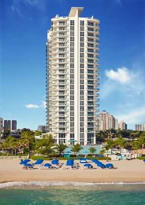 Exterior - Marenas Beach Resort (Sunny Isles Beach)