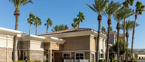 Pemandangan dari hartanah