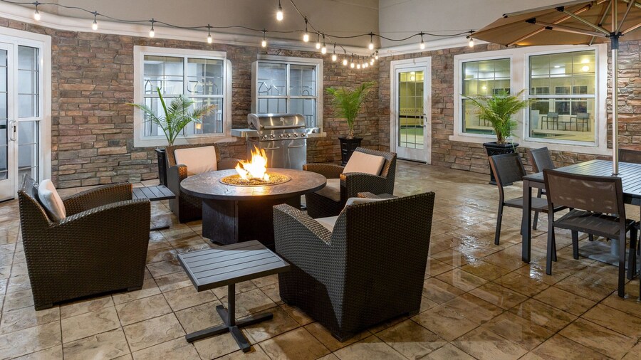 Residence Inn by Marriott Corona Riverside