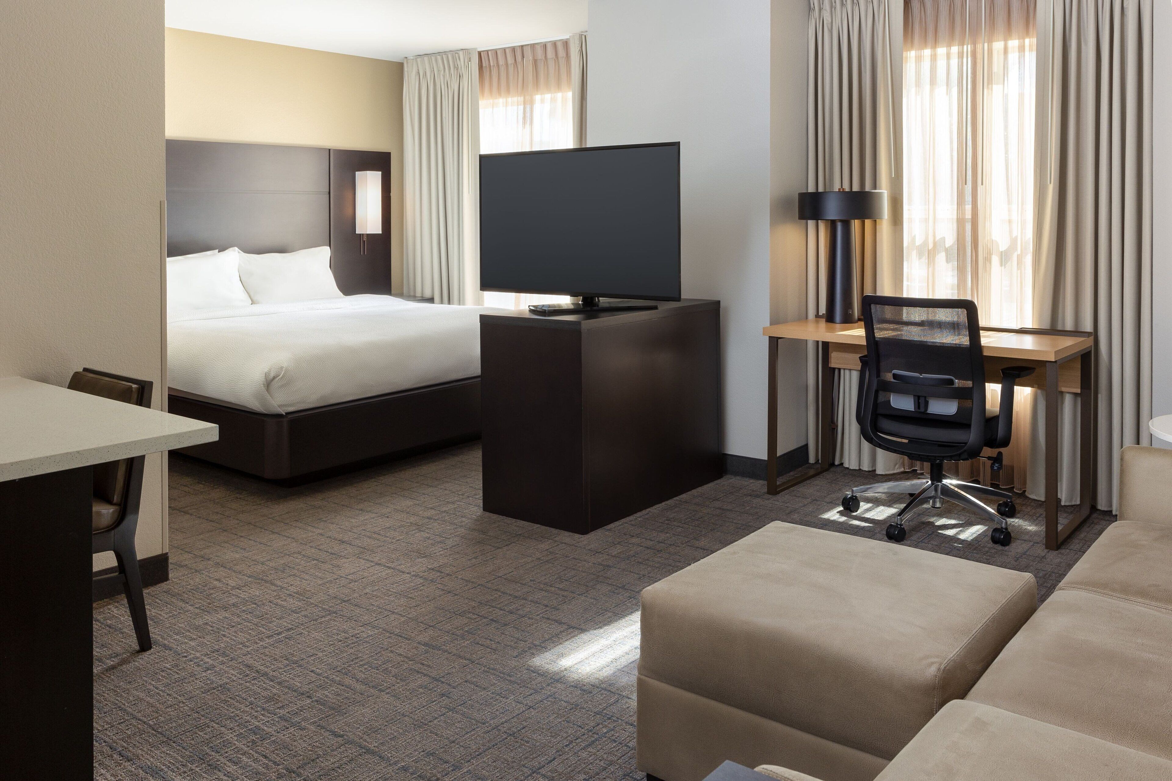 studio, 1 king bed with sofa bed | premium bedding, in-room safe, desk, blackout curtains