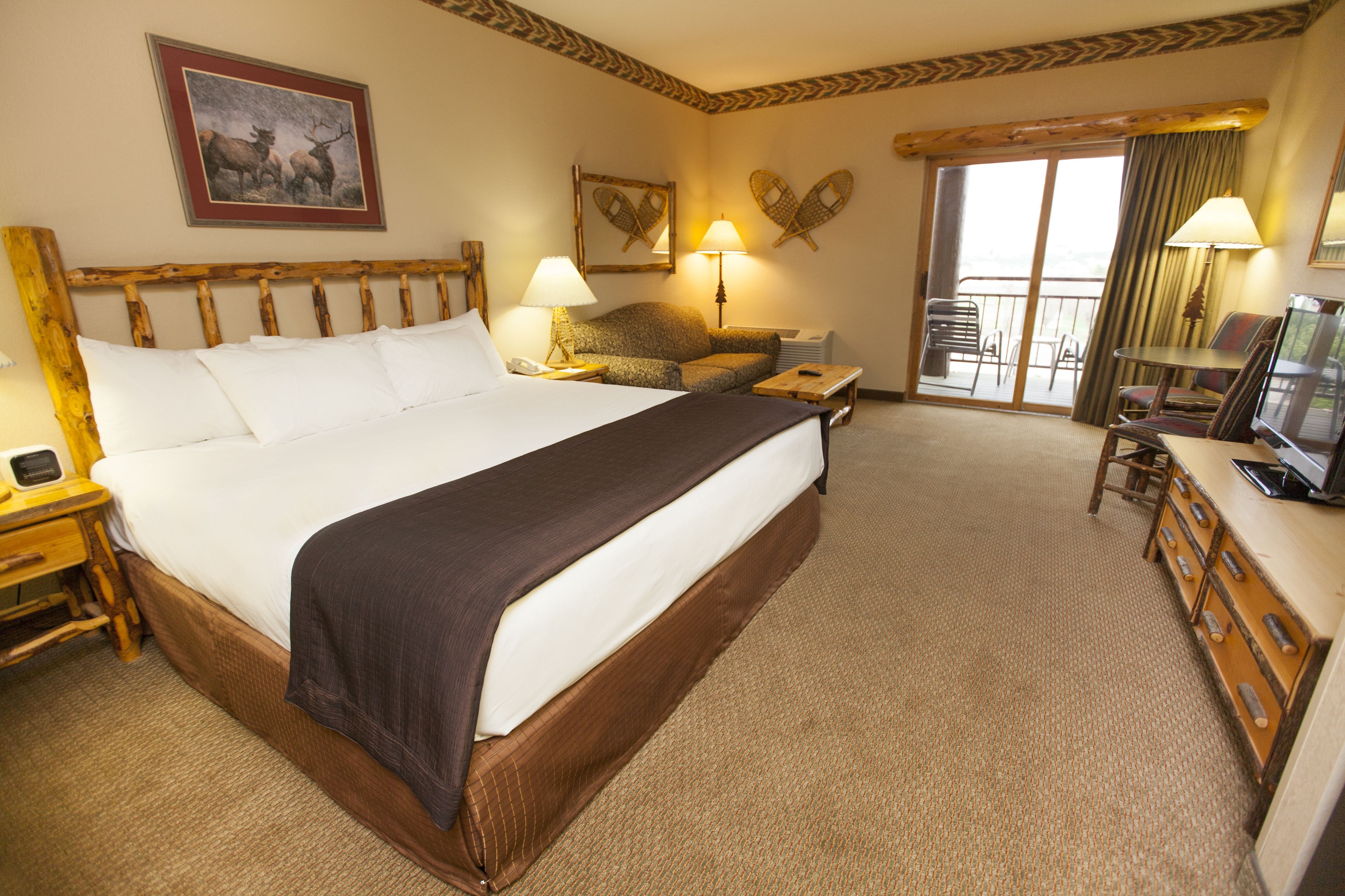 Coffres-forts dans les chambres, fer et planche à repasser, Internet