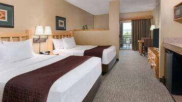 Family Suite (Waterpark Included) | In-room safe, iron/ironing board, free WiFi, bed sheets
