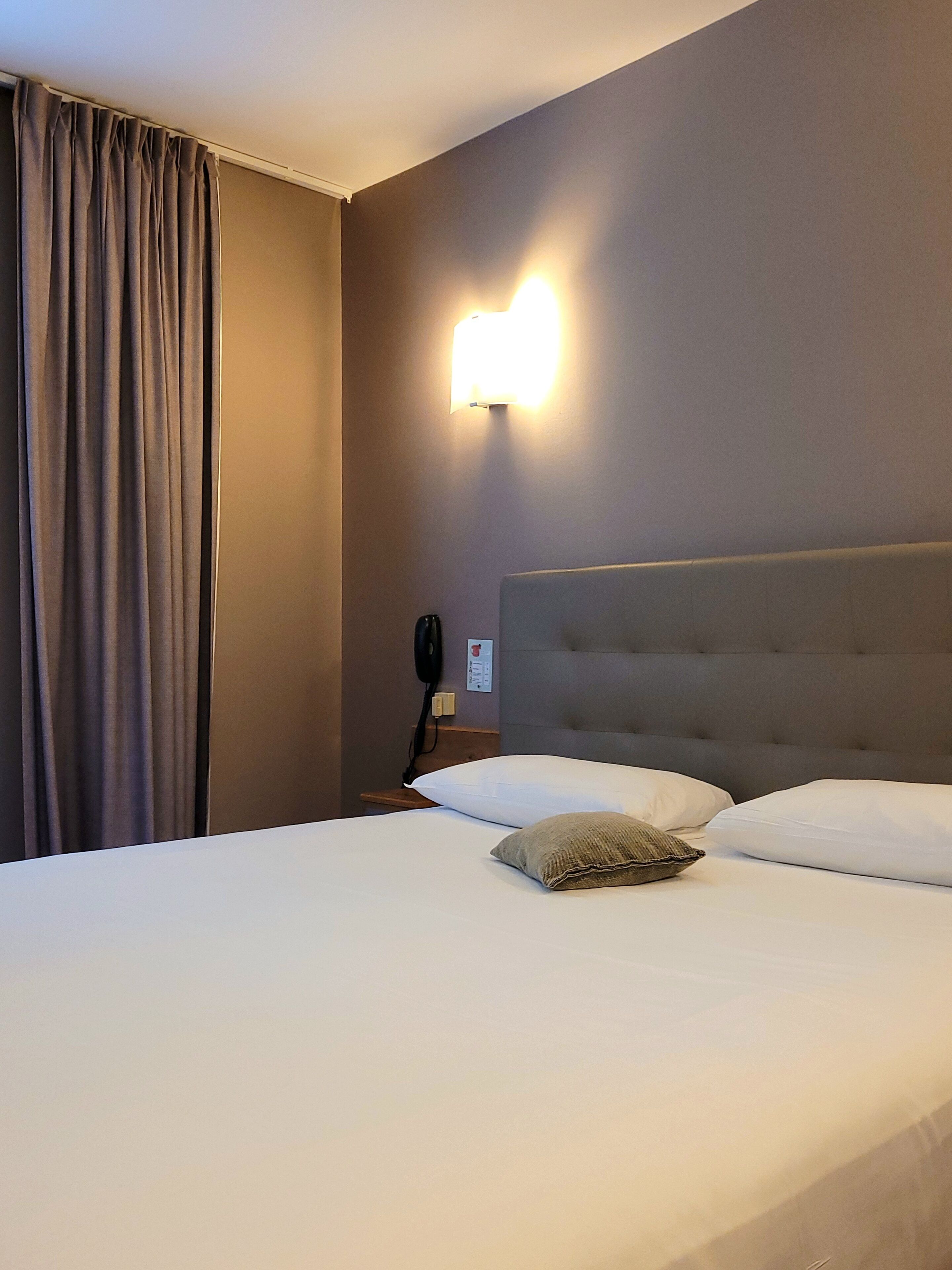 comfort double room | desk, soundproofing, iron/ironing board, cots/infant beds