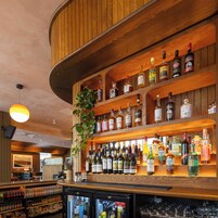 Bar (en la propiedad)