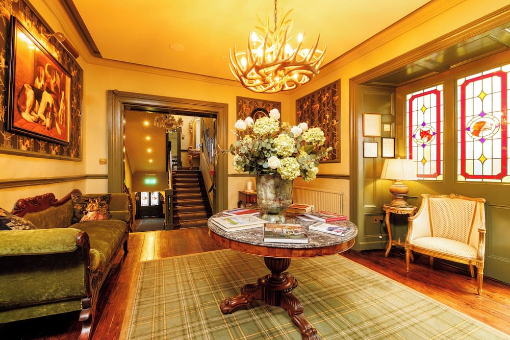 The Club House Hotel