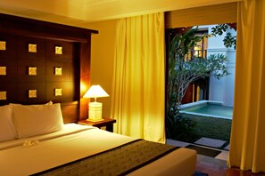 Minibar, in-room safe, individually decorated, desk - Pat-Mase Villas (Jimbaran)