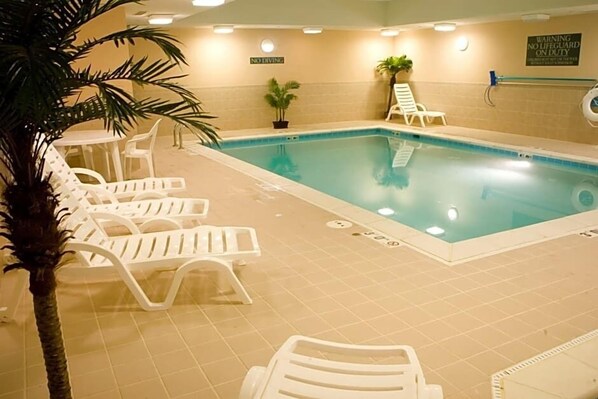 Indendørs pool