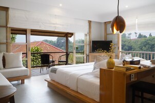 Suíte grand, vista para o vale | Roupas de cama premium, camas com colchões pillow-top