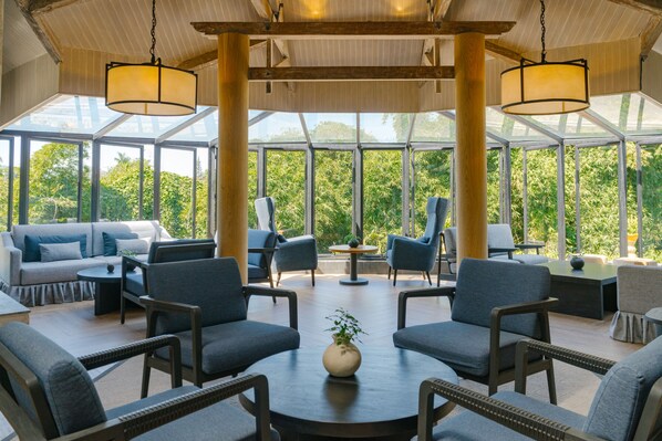 Sala de estar en el lobby