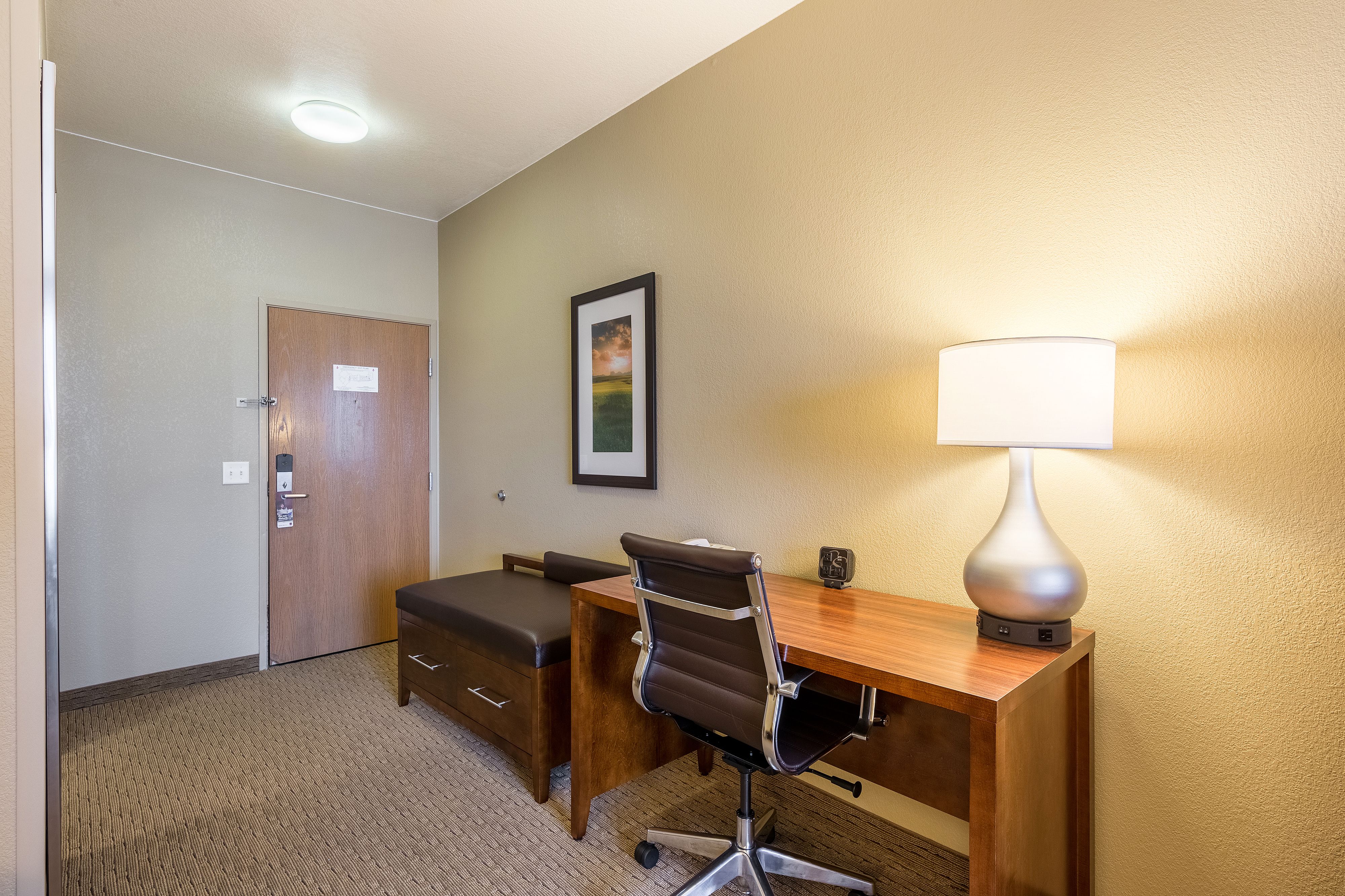suite, non smoking | in-room safe, blackout curtains, iron/ironing board, rollaway beds