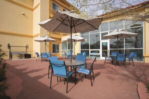 Exterior - La Quinta Inn & Suites by Wyndham Gallup (Gallup)