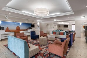 Lobby - La Quinta Inn & Suites by Wyndham Gallup (Gallup)