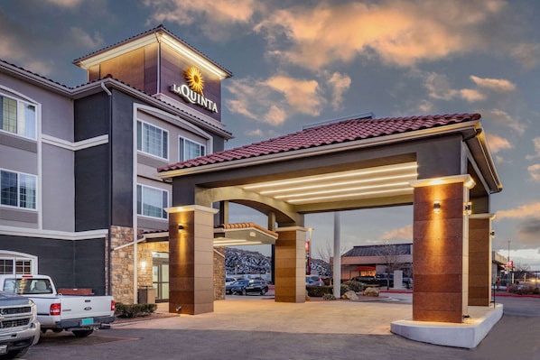 Exterior - La Quinta Inn & Suites by Wyndham Gallup (Gallup)