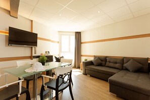 Premium Quadruple Room, Harbour View