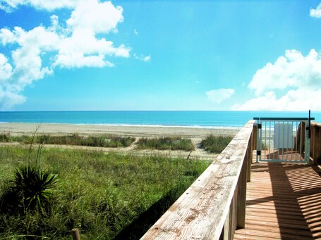 Holiday Inn Club Vacations South Beach Resort, an IHG Hotel - Image 3