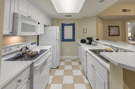 Holiday Inn Club Vacations South Beach Resort, an IHG Hotel - Image 65