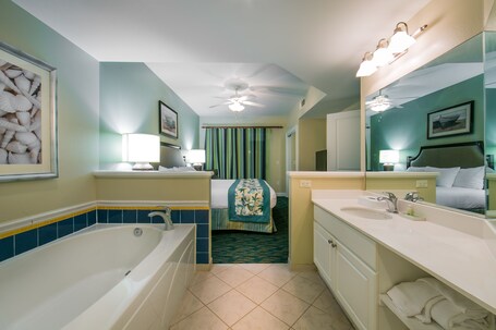 Holiday Inn Club Vacations South Beach Resort, an IHG Hotel - Image 52