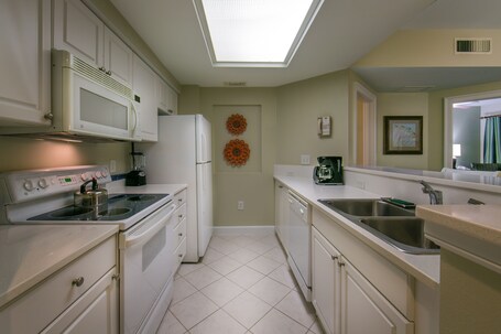Holiday Inn Club Vacations South Beach Resort, an IHG Hotel - Image 67