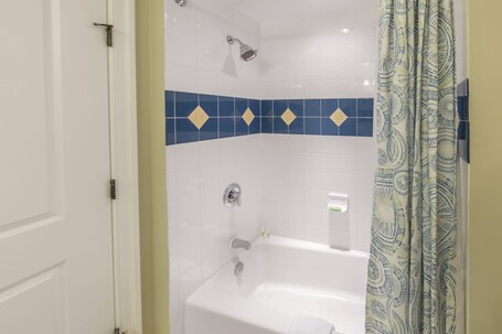 Holiday Inn Club Vacations South Beach Resort, an IHG Hotel - Image 90