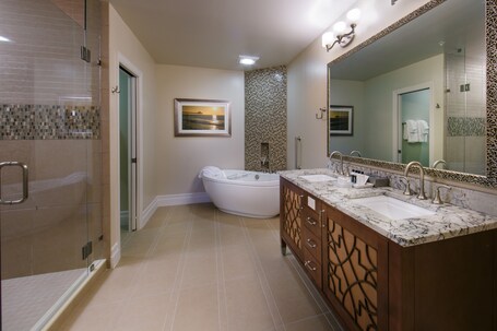 Holiday Inn Club Vacations South Beach Resort, an IHG Hotel - Image 37