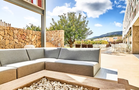 Fachada. Leonardo Boutique Mallorca Port Portals - Adults Only