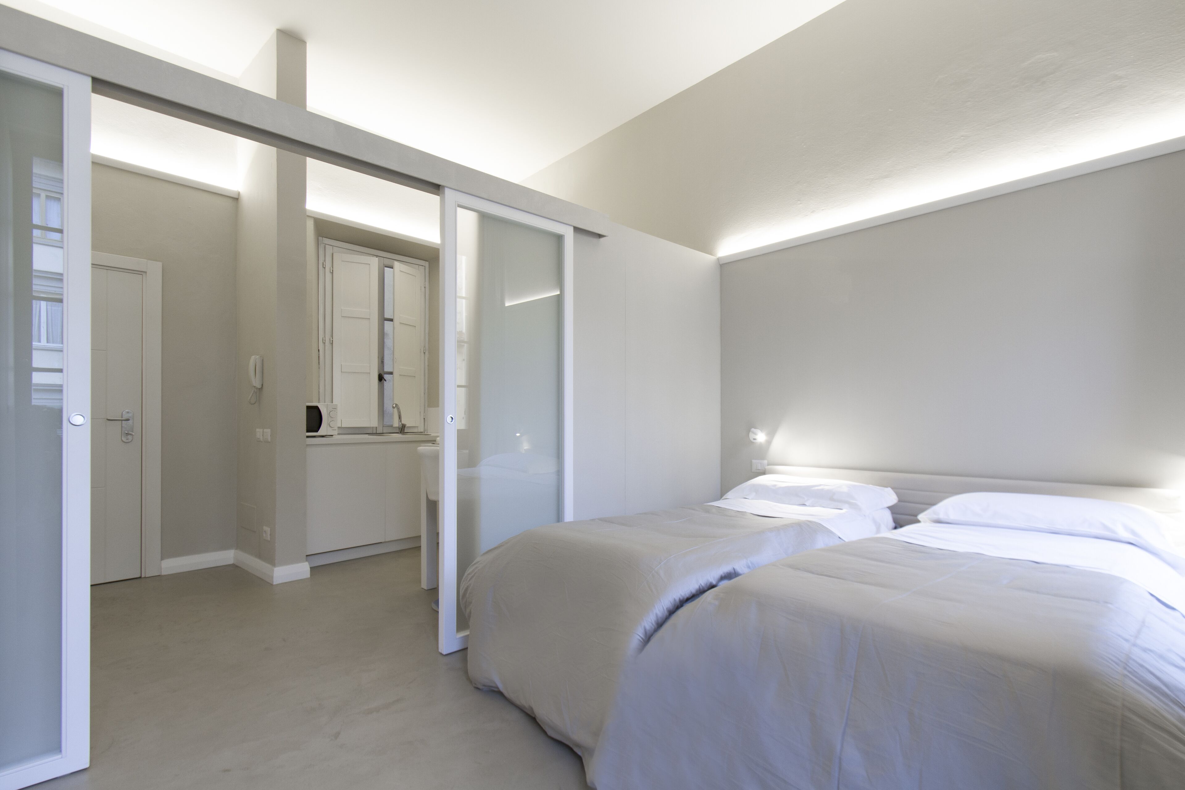 1 bedroom, premium bedding, down duvets, desk