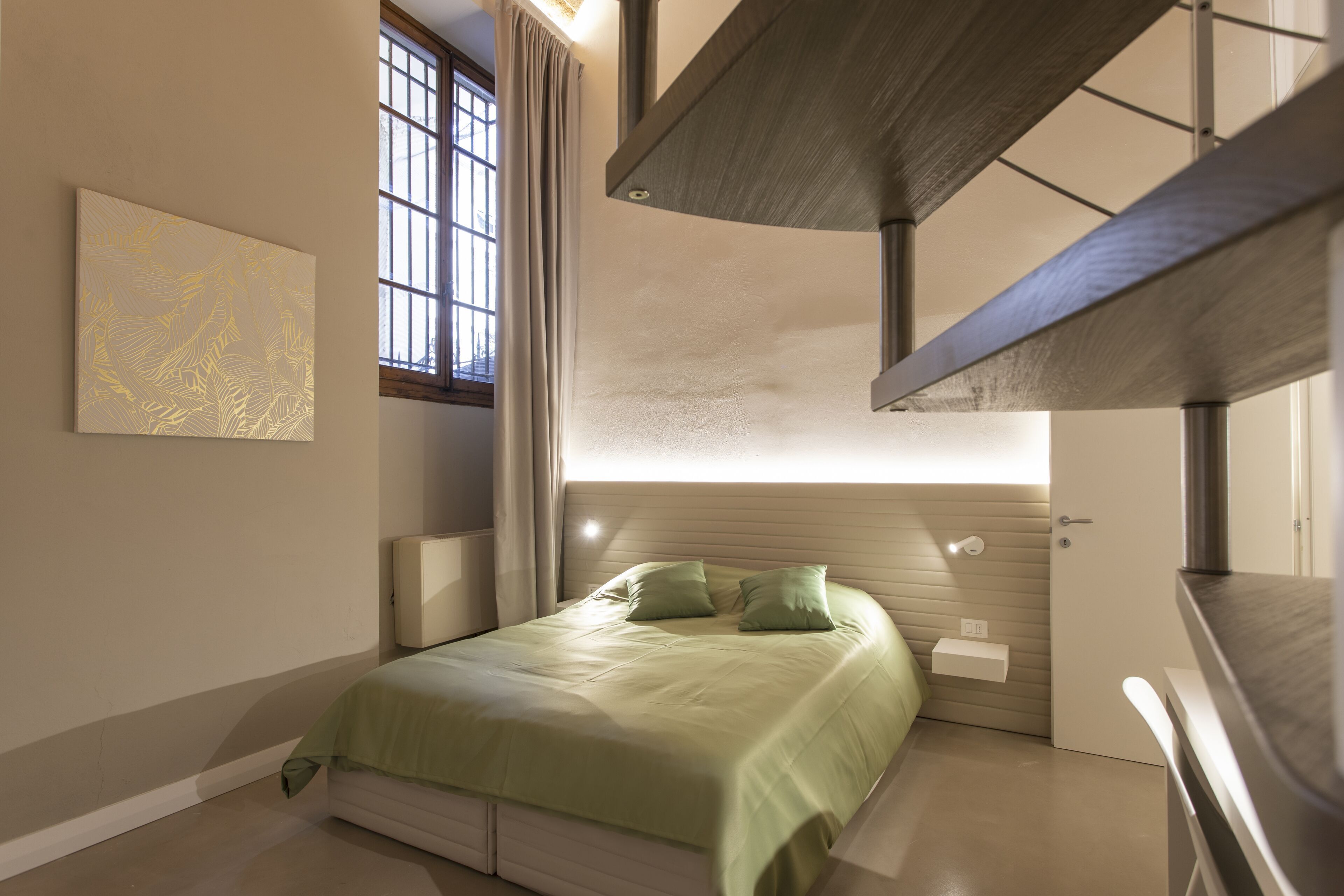 1 bedroom, premium bedding, down duvets, desk