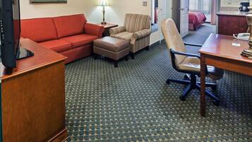 Suite, 1 habitación, para no fumadores | Ropa de cama de alta calidad y escritorio