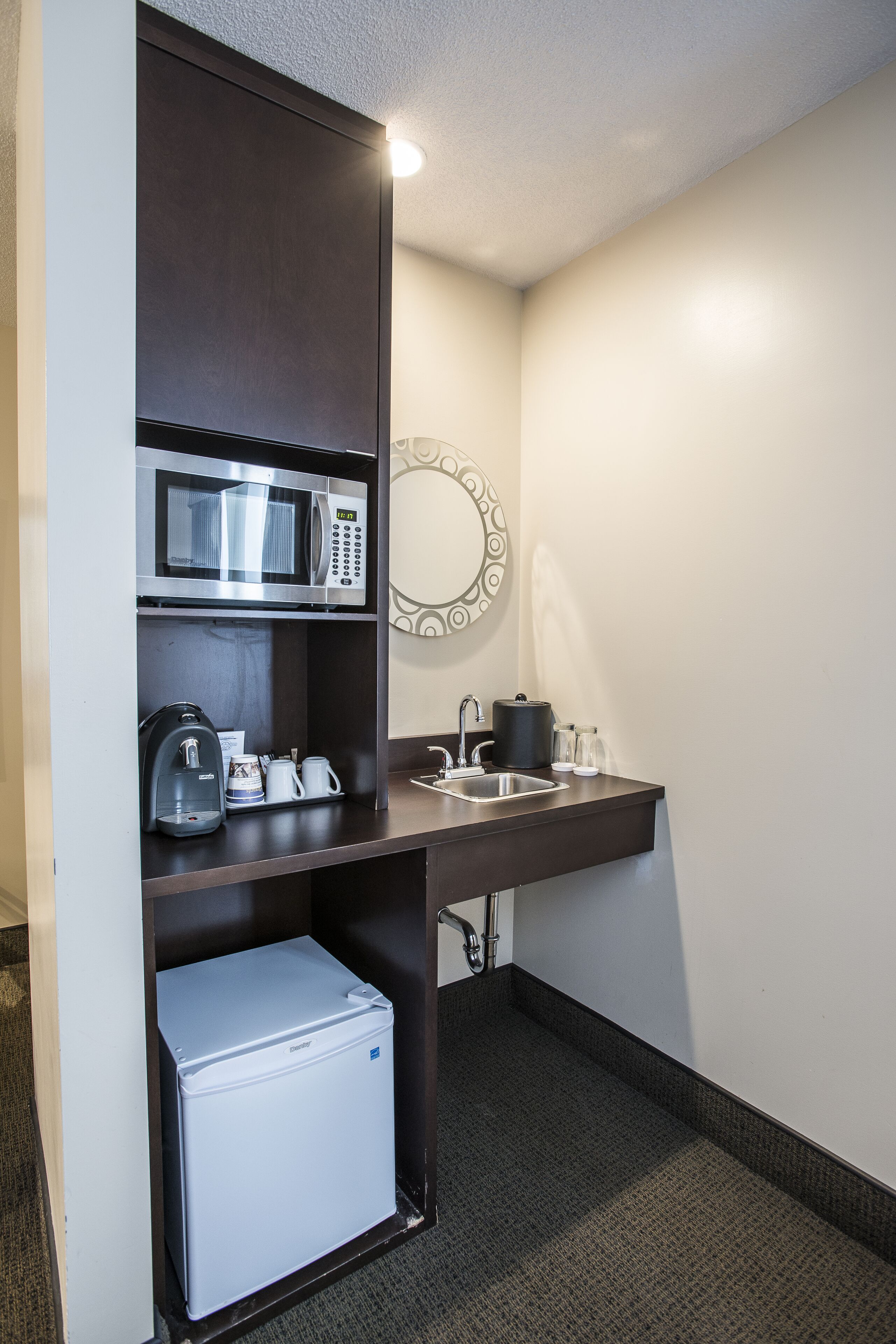 signature suite | microwave