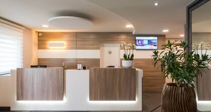 Ibis Styles Charleroi Airport Aero44