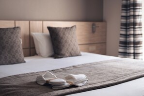 Superior Room, 1 King Bed