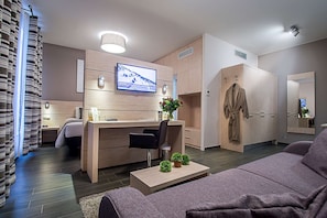 Hypo-allergenic bedding, in-room safe, iron/ironing board, free WiFi - Ibis Styles Charleroi Airport Aero44 (Charleroi)