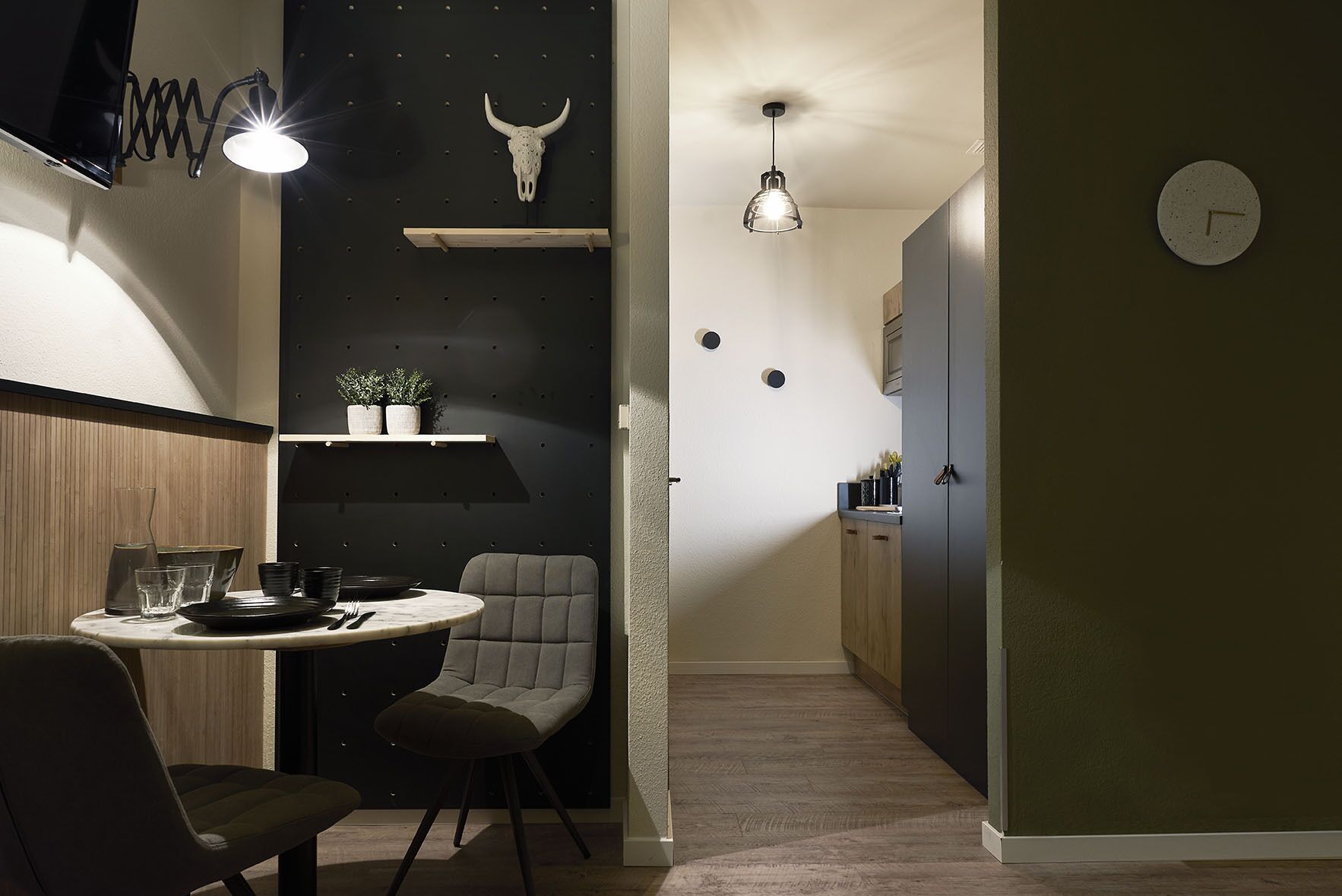 superior double room | in-room safe, desk, free wifi, bed sheets