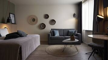 Superior tweepersoonskamer | Een kluis op de kamer, een bureau, gratis wifi, beddengoed