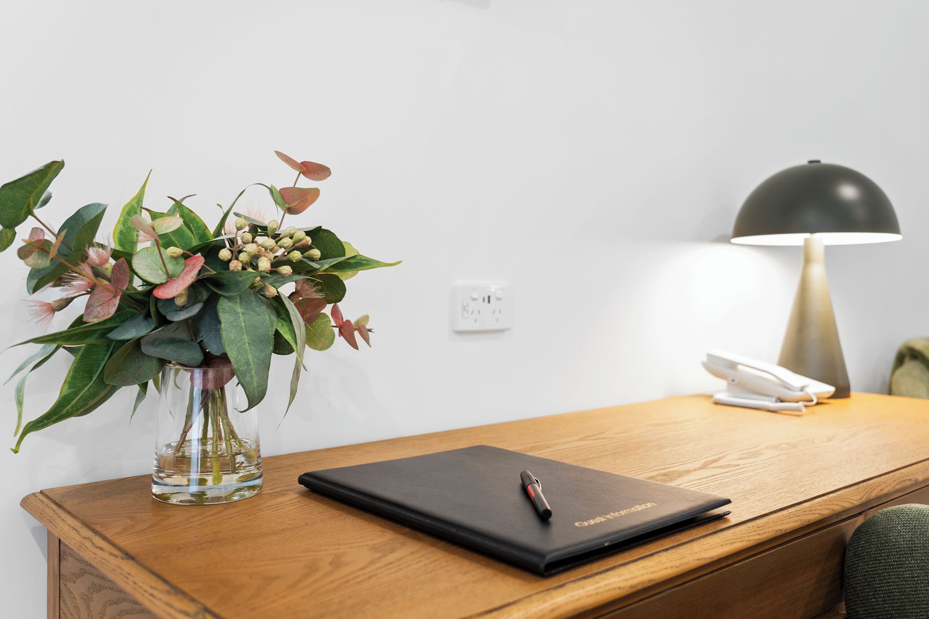 1 bedroom, premium bedding, pillow-top beds, desk