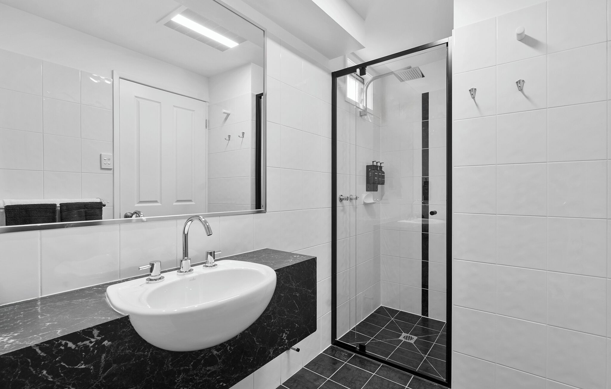 shower, free toiletries, hair dryer, towels