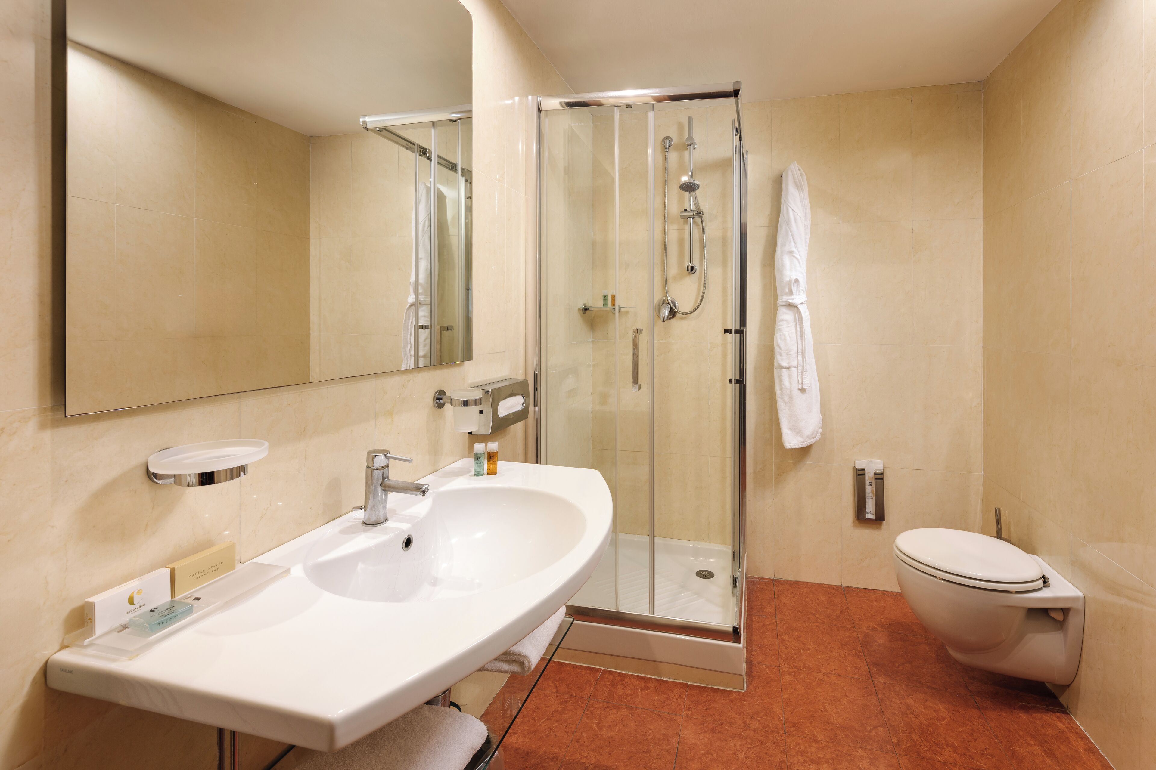 superior room | 1 bedroom, minibar, in-room safe, desk