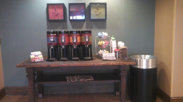 Free daily continental breakfast