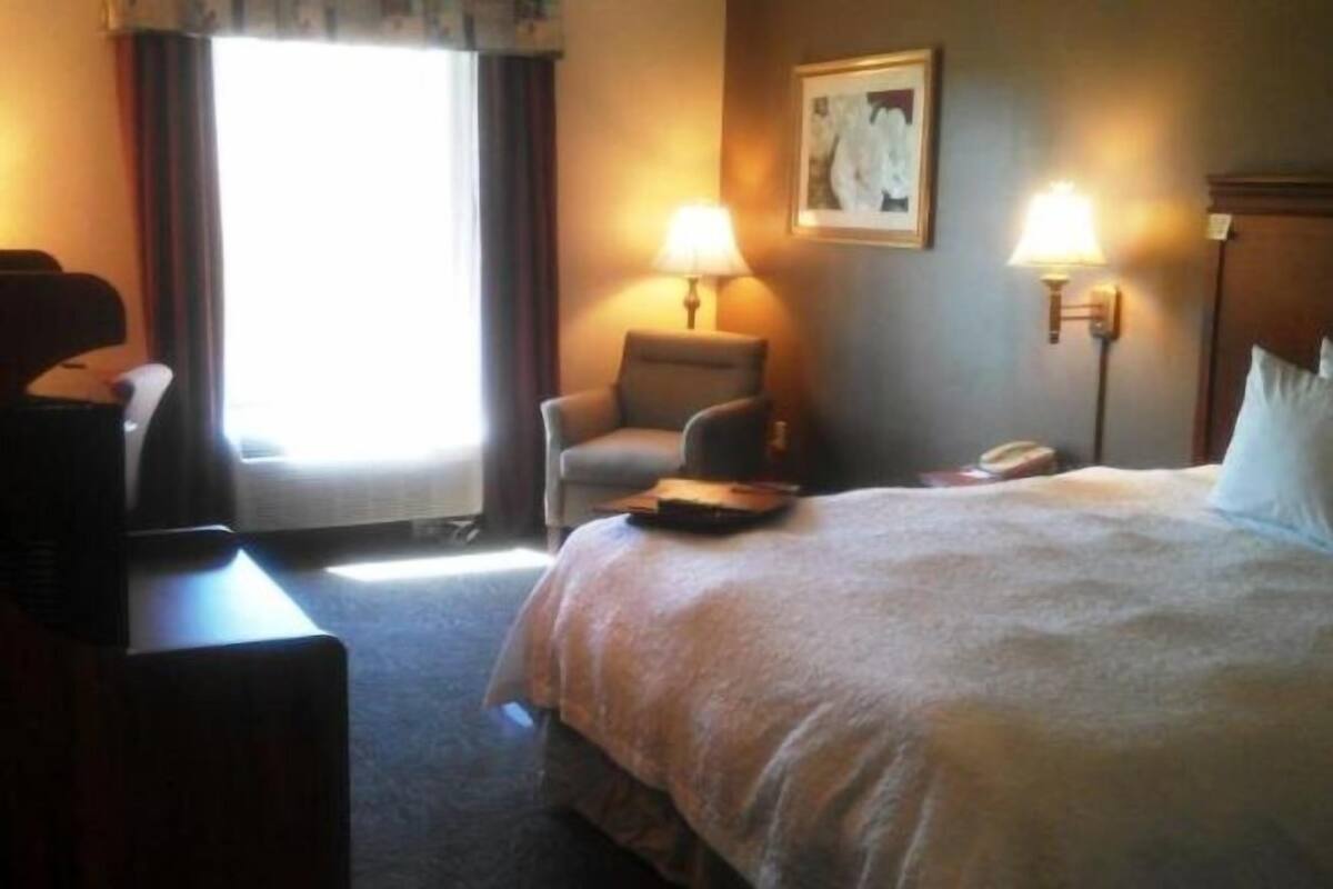 Fer et planche à repasser, lits bébé (gratuits), Wi-Fi gratuit